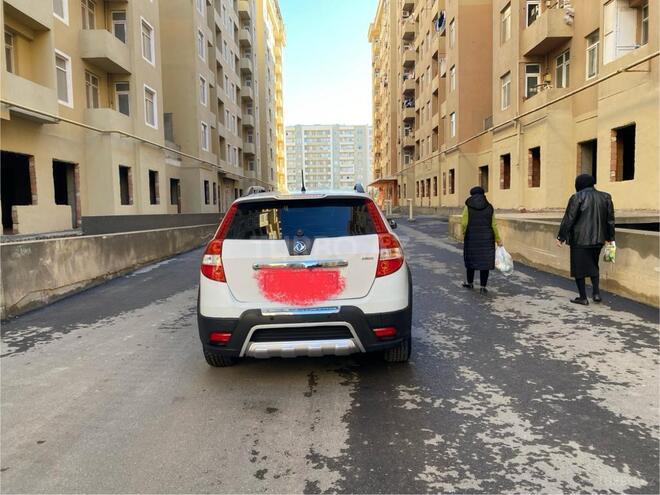 DongFeng  2015, 304,251 km - 1.5 l - Bakı