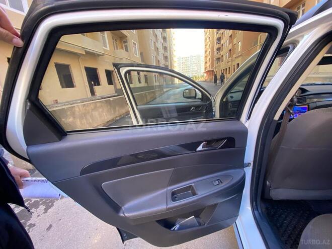 DongFeng  2015, 304,251 km - 1.5 l - Bakı