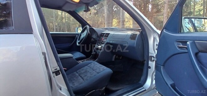 Mercedes C 200 2000, 276,453 km - 2.0 л - Bakı