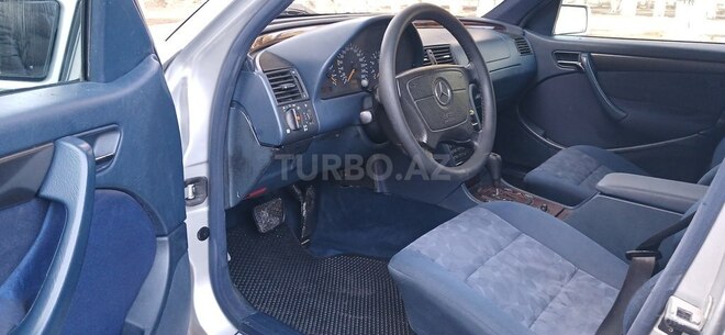 Mercedes C 200 2000, 276,453 km - 2.0 л - Bakı