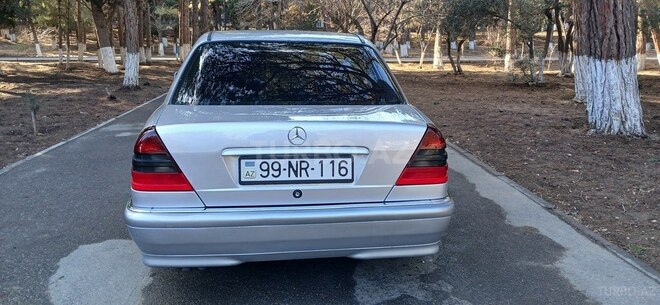 Mercedes C 200 2000, 276,453 km - 2.0 л - Bakı