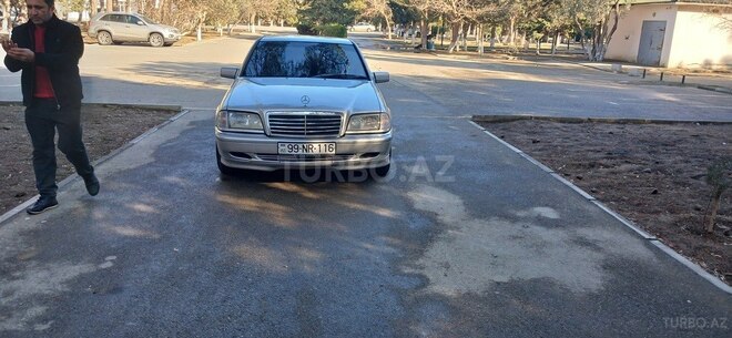 Mercedes C 200 2000, 276,453 km - 2.0 л - Bakı