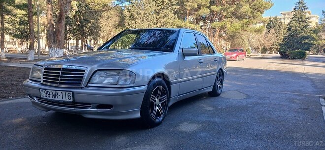 Mercedes C 200 2000, 276,453 km - 2.0 л - Bakı