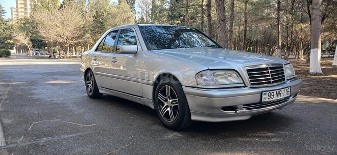 Mercedes C 200 2000, 276,453 km - 2.0 л - Bakı
