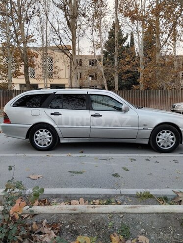 Mercedes C 220 1998, 918,900 km - 2.2 л - Mingəçevir