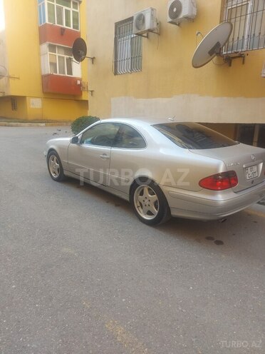 Mercedes CLK 320 2002, 275,000 km - 3.2 л - Bakı