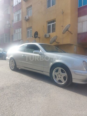 Mercedes CLK 320 2002, 275,000 km - 3.2 л - Bakı