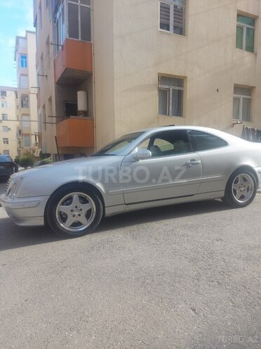 Mercedes CLK 320 2002, 275,000 km - 3.2 л - Bakı