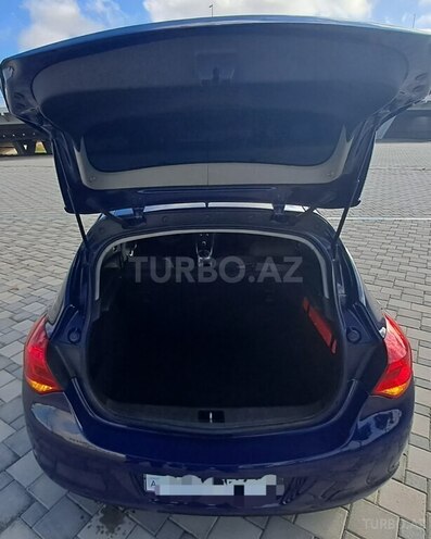 Opel Astra 2012, 246,000 km - 1.4 l - Bakı
