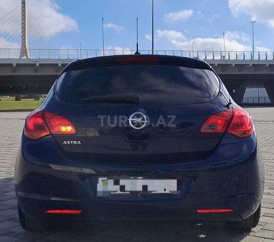 Opel Astra 2012, 246,000 km - 1.4 l - Bakı