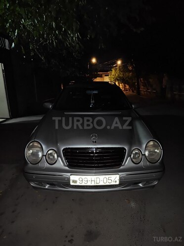 Mercedes E 240 2000, 340,000 km - 2.6 l - Bakı