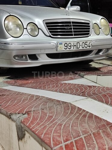 Mercedes E 240 2000, 340,000 km - 2.6 l - Bakı
