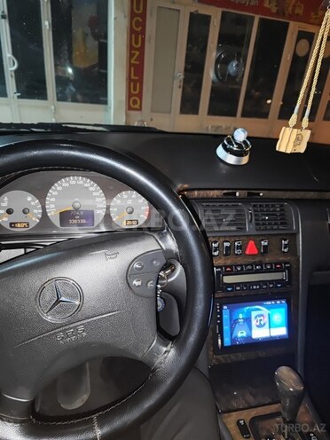 Mercedes E 240 2000, 340,000 km - 2.6 l - Bakı