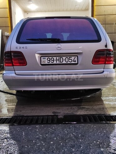 Mercedes E 240 2000, 340,000 km - 2.6 l - Bakı