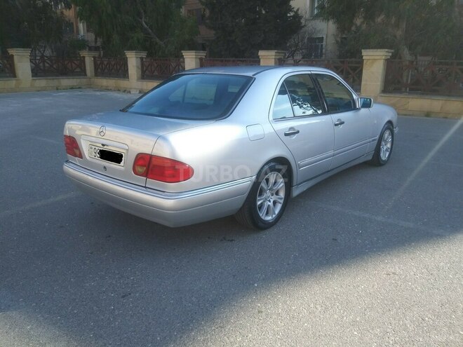 Mercedes E 240 1998, 450,310 km - 2.4 l - Bakı
