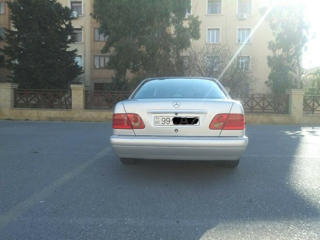 Mercedes E 240 1998, 450,310 km - 2.4 l - Bakı