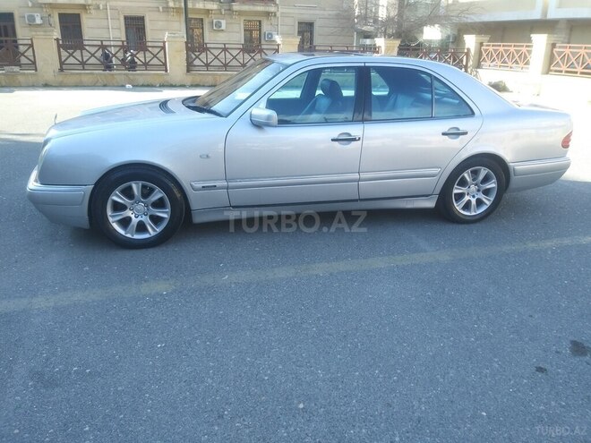 Mercedes E 240 1998, 450,310 km - 2.4 l - Bakı