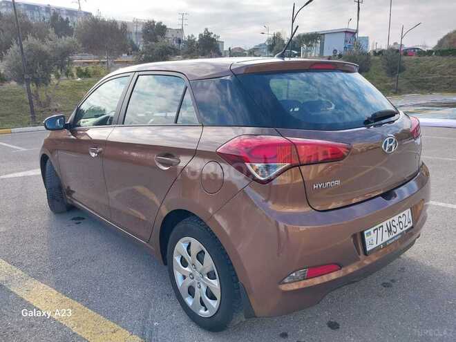Hyundai i20 2015, 195,000 km - 1.1 l - Bakı
