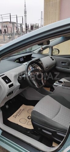 Toyota Prius V 2015, 304,166 km - 1.8 l - Bakı