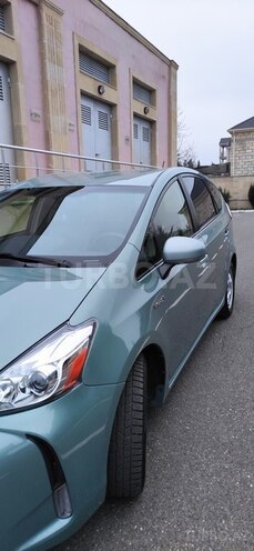 Toyota Prius V 2015, 304,166 km - 1.8 l - Bakı