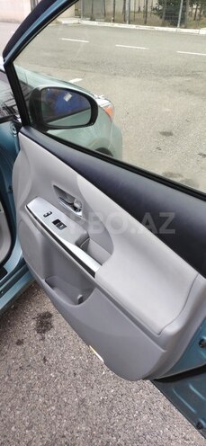 Toyota Prius V 2015, 304,166 km - 1.8 l - Bakı