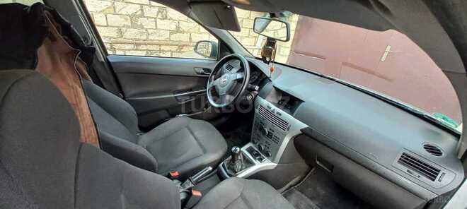 Opel Astra 2009, 250,000 km - 1.3 l - Gəncə
