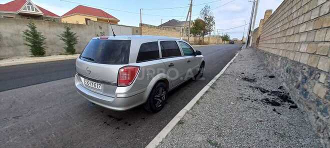 Opel Astra 2009, 250,000 km - 1.3 l - Gəncə