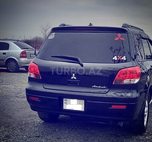 Mitsubishi Airtrek 2003, 206,000 km - 2.0 л - Zaqatala