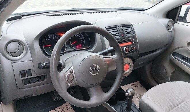 Nissan Sunny 2013, 183,800 km - 1.5 l - Bakı