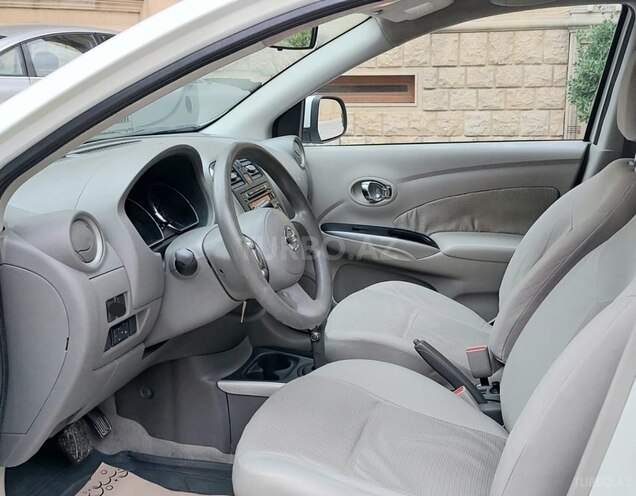 Nissan Sunny 2013, 183,800 km - 1.5 l - Bakı