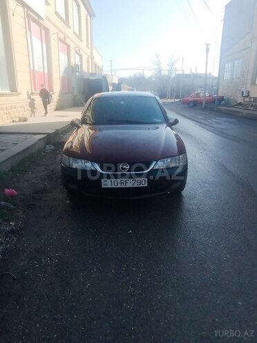 Opel Vectra 1997, 520,000 km - 2.5 л - Qusar