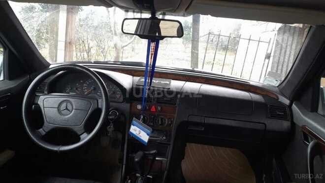 Mercedes C 180 1995, 346,000 km - 1.8 л - Astara