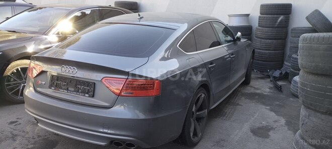Audi S5 2013, 110,000 km - 3.0 l - Bakı
