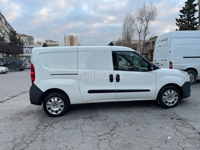 Fiat Doblo 2011, 247,000 km - 1.3 l - Bakı