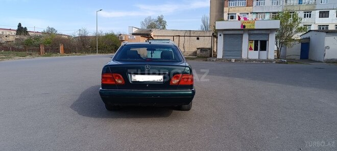 Mercedes E 200 1998, 400,000 km - 2.0 л - Sumqayıt