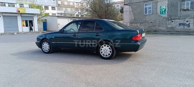 Mercedes E 200 1998, 400,000 km - 2.0 л - Sumqayıt