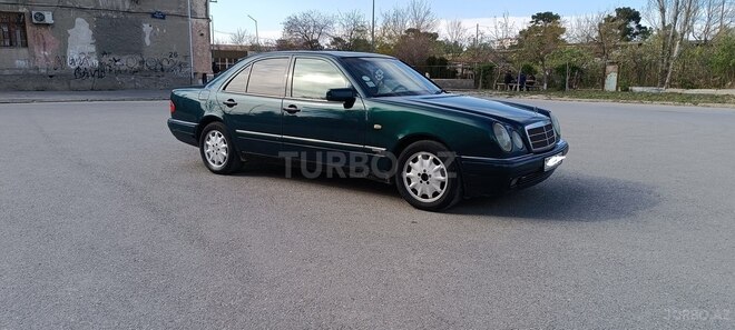 Mercedes E 200 1998, 400,000 km - 2.0 л - Sumqayıt