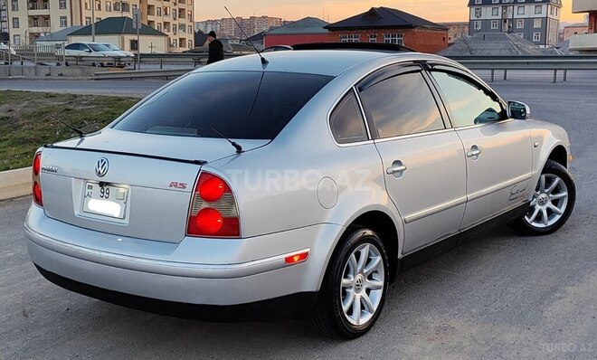 Volkswagen Passat 2003, 290,000 km - 1.8 l - Bakı