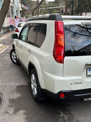 Nissan X-Trail 2010, 220,000 km - 2.5 l - Bakı