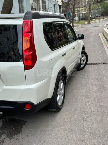 Nissan X-Trail 2010, 220,000 km - 2.5 l - Bakı