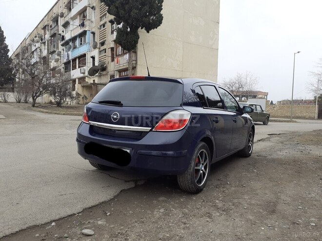 Opel Astra 2006, 250,000 km - 1.4 l - Gəncə