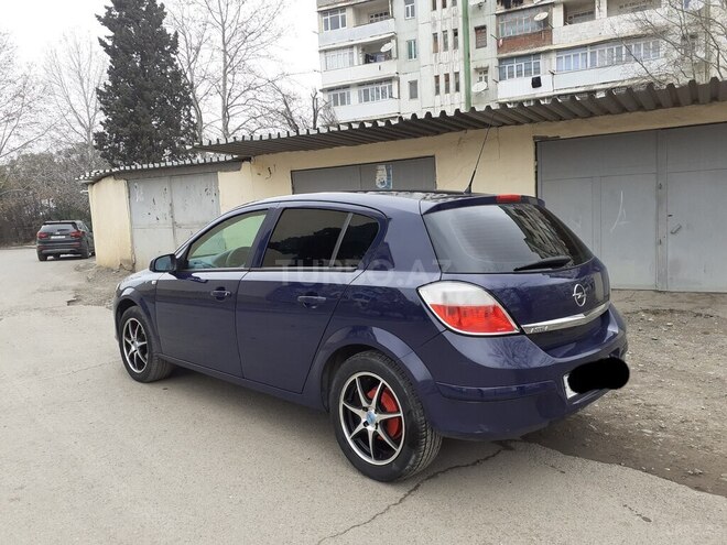 Opel Astra 2006, 250,000 km - 1.4 l - Gəncə