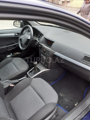 Opel Astra 2006, 250,000 km - 1.4 l - Gəncə