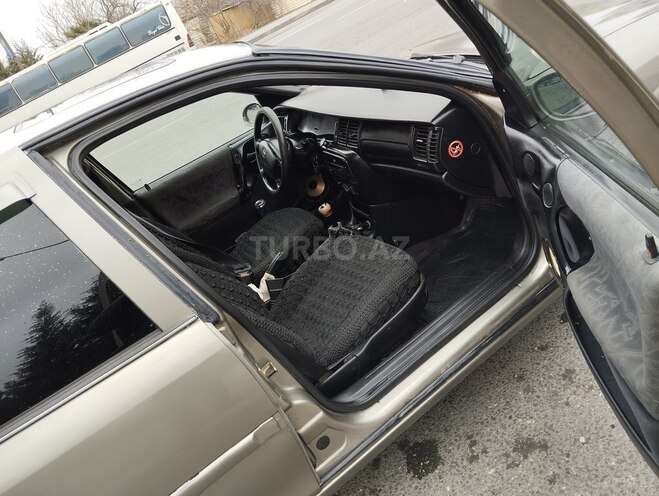 Opel Vectra 1995, 520,000 km - 1.6 л - Bakı
