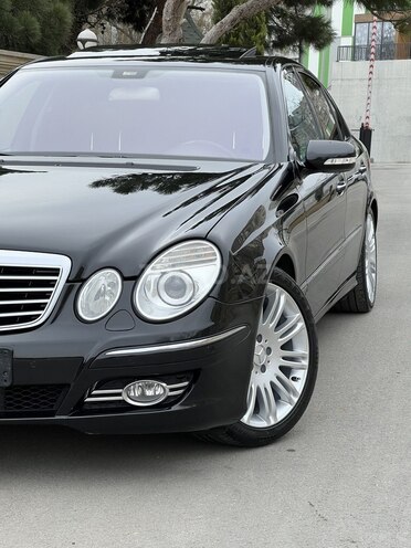 Mercedes E 320 2003, 286,000 km - 3.2 l - Bakı