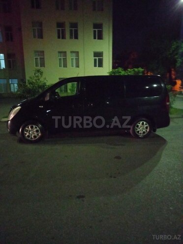 Hyundai H-1 2010, 400,000 km - 2.5 л - Bakı