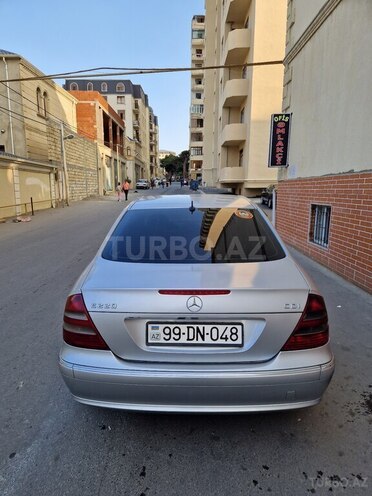 Mercedes E 220 2004, 365,000 km - 2.2 л - Bakı