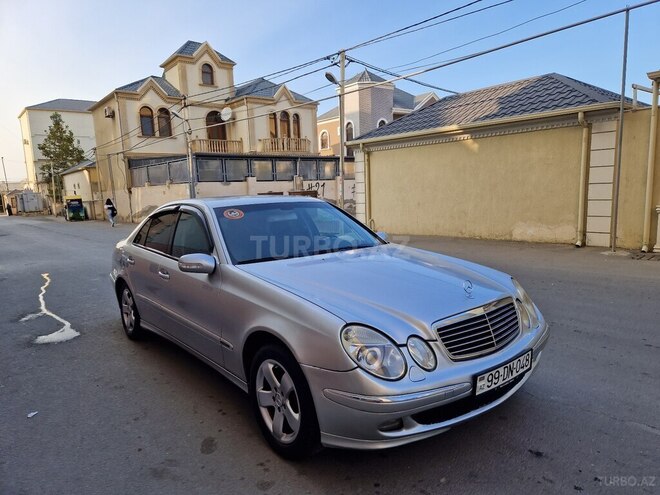 Mercedes E 220 2004, 365,000 km - 2.2 л - Bakı