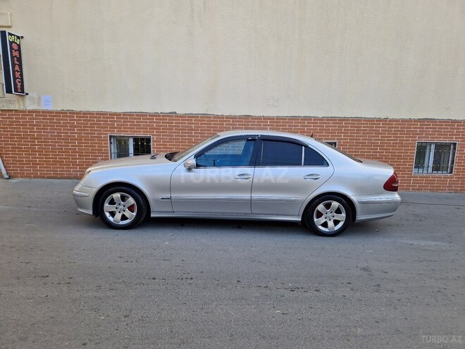 Mercedes E 220 2004, 365,000 km - 2.2 л - Bakı