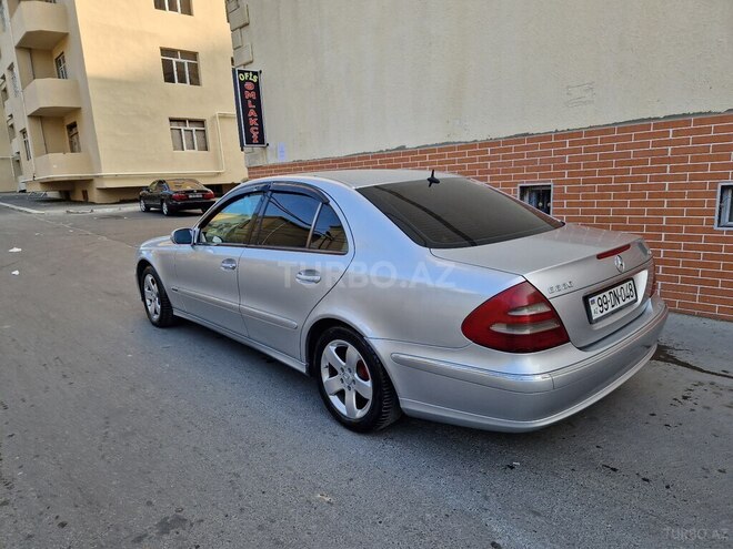 Mercedes E 220 2004, 365,000 km - 2.2 л - Bakı